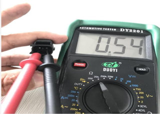 怎样判别进气温度传感器坏了